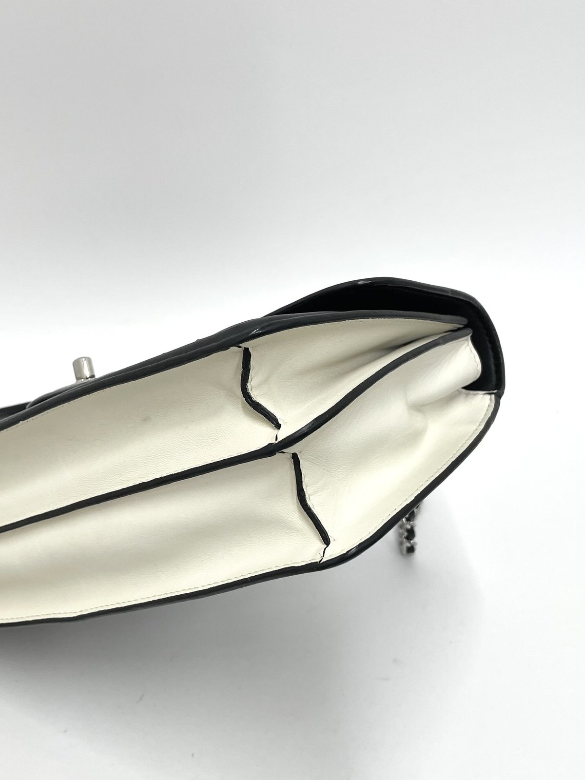 シャネル　マトラッセ　ラムスキン　チェーン　ボディバッグ　ウエスト シール有り☆CHANEL】シャネル ウエストポーチ ボディバッグ ブラック