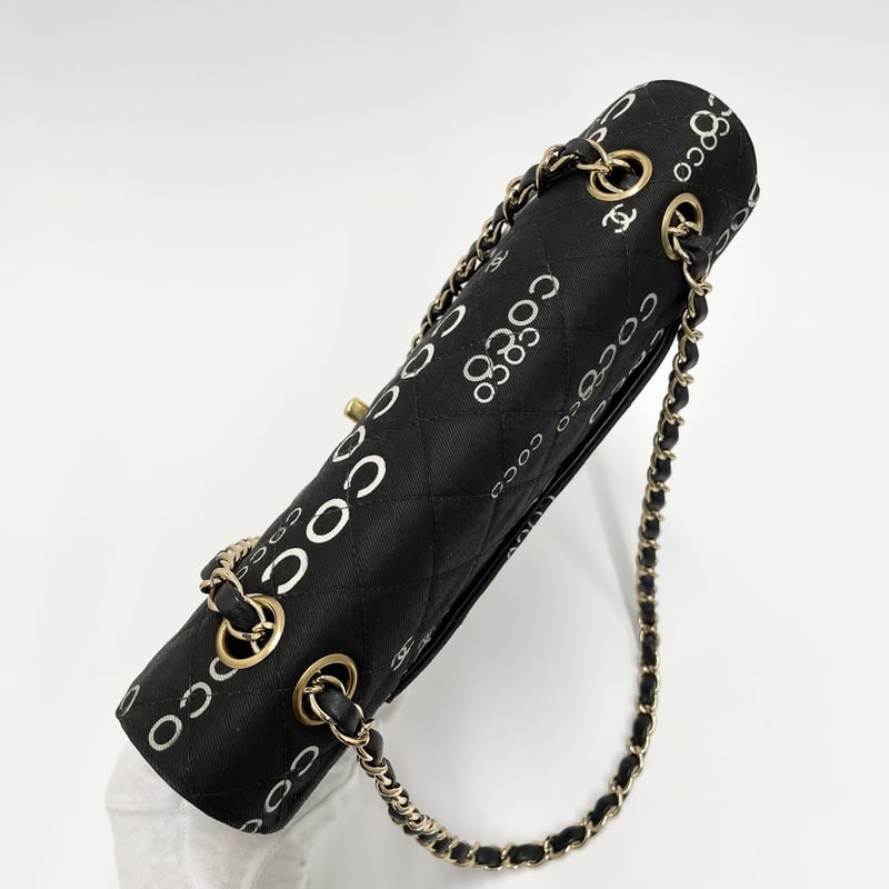 CHANEL ブラック　マトラッセル　ショルダーバッグ シャネル/ショルダーバッグ/マトラッセ/スモールフラップバッグ