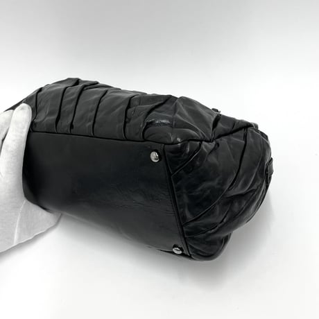 CHANEL カーフスキン チェーンショルダーバッグ 14番台
