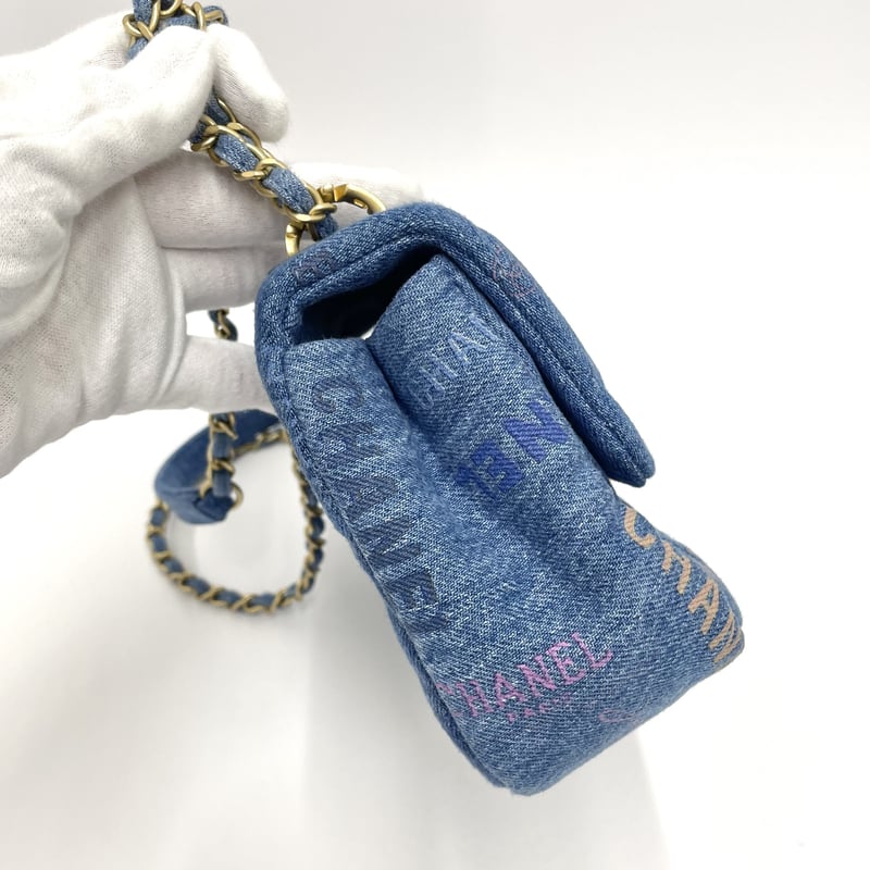CHANEL 2022SS未使用品 マトラッセ デニム 落書 チェーン CHANEL 2022SS未使用品 マトラッセ デニム 落書 チェーン