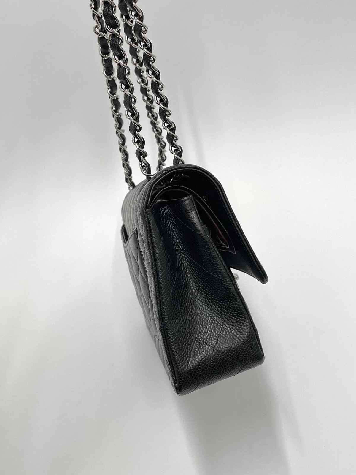 CHANEL マトラッセWフラップチェーンショルダーバッグ キャビア CHANEL マトラッセWフラップチェーンショルダーバッグ キャビア