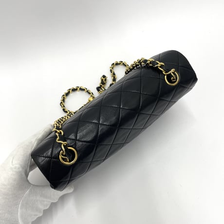CHANEL ミニマトラッセ ラムスキン シングルフラップ シングルチェーンバッグ ブラック/ゴールド金具 1番台