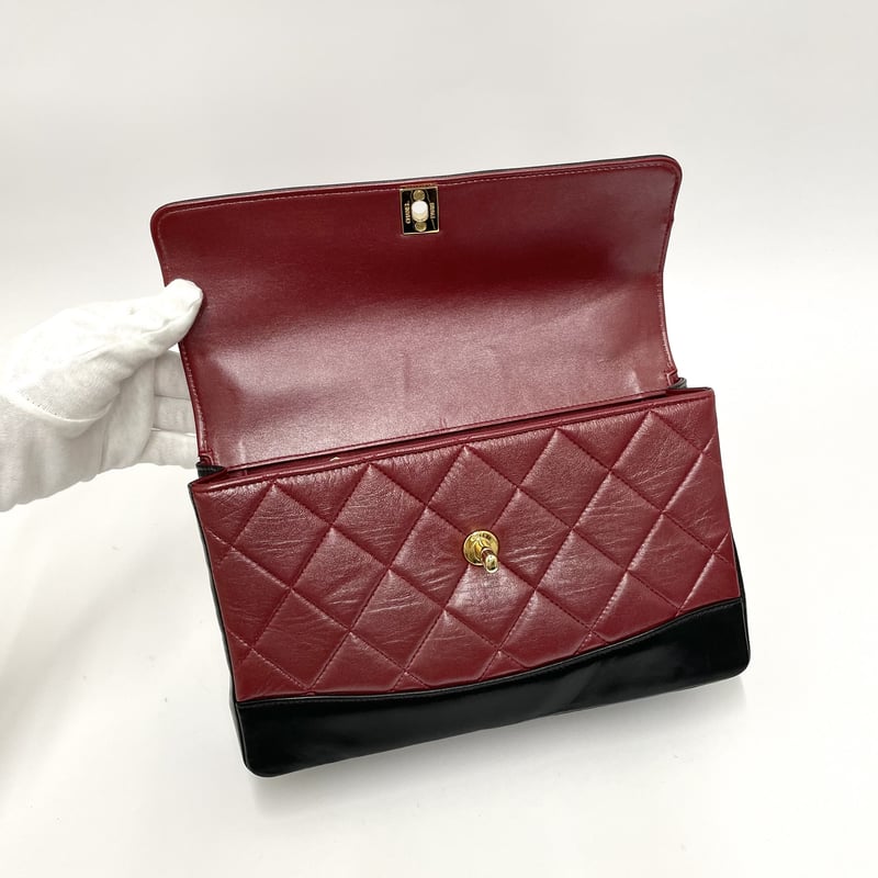 CHANEL　バッグ　 レッド CHANEL シャネル エナメル ボーリングバッグ 赤 レッド