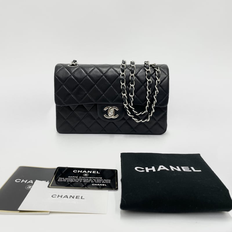 CHANEL ラムスキン マトラッセ23 Wフラップ チェーンショルダーバッグ CHANEL ラムスキン マトラッセ23 Wフラップ チェーンショルダーバッグ
