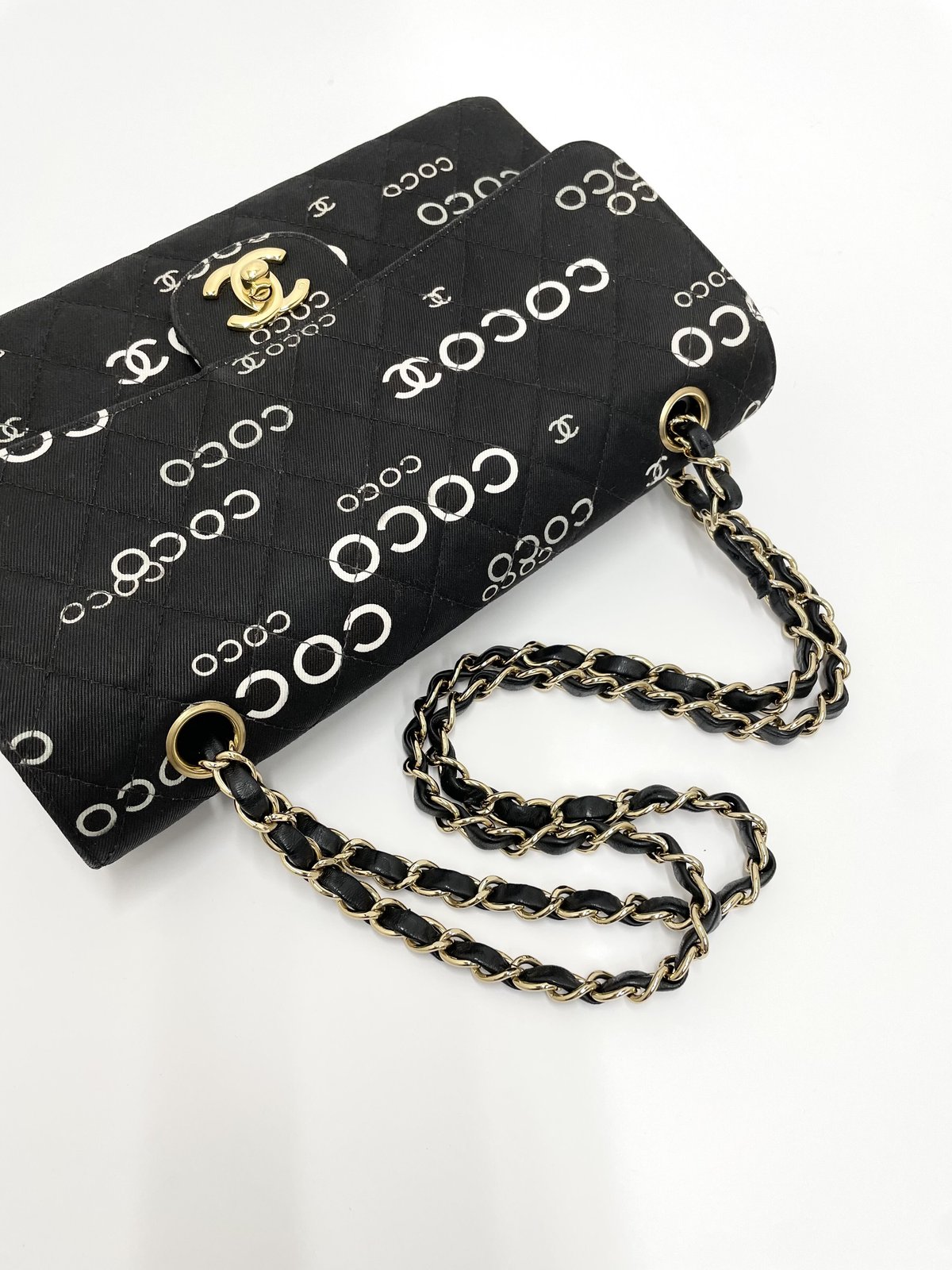 シャネル キャンバス COCOプリント ダブルフラップ 7シリーズ CHANEL COCO マトラッセ Wフラップ チェーンショルダーバッグ 7