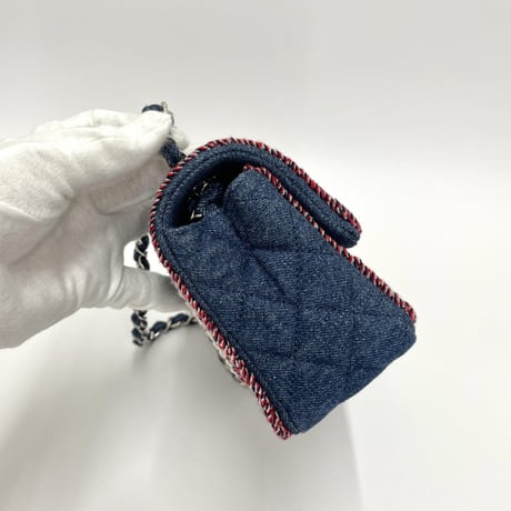 CHANEL ミニ マトラッセ チェーンショルダーバッグ デニム  ブルー／レッド／ホワイト 26番台
