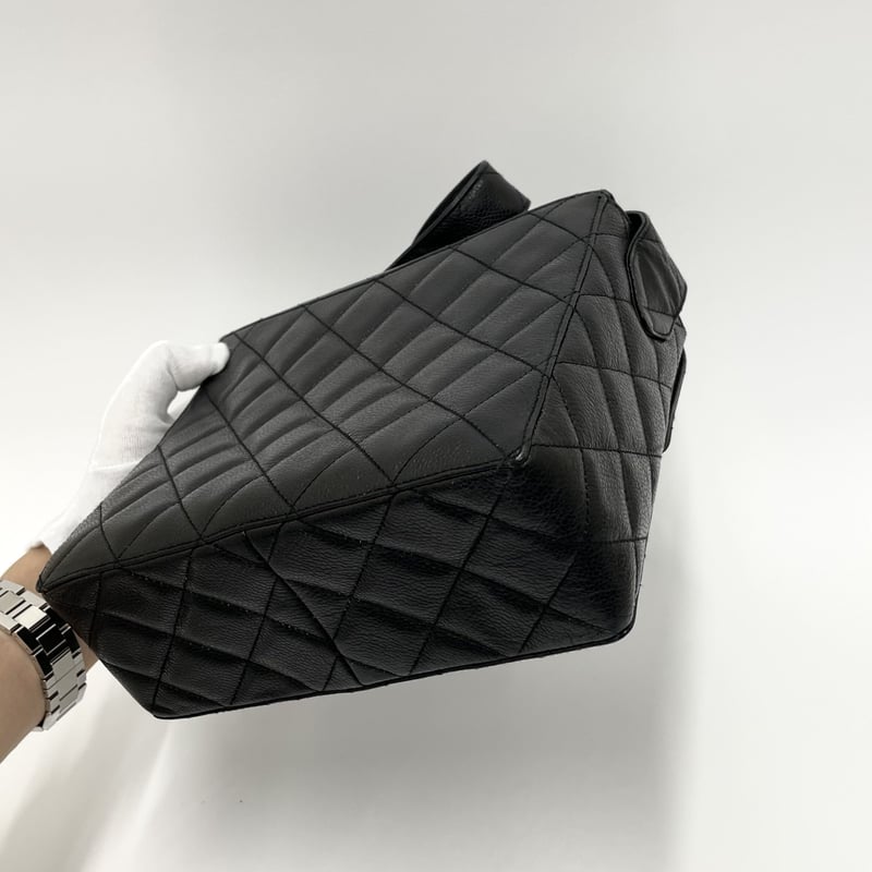 CHANEL キャビアスキン マトラッセ ミラーバニティ ショルダー CHANEL キャビアスキン マトラッセ ミラーバニティ ショルダー