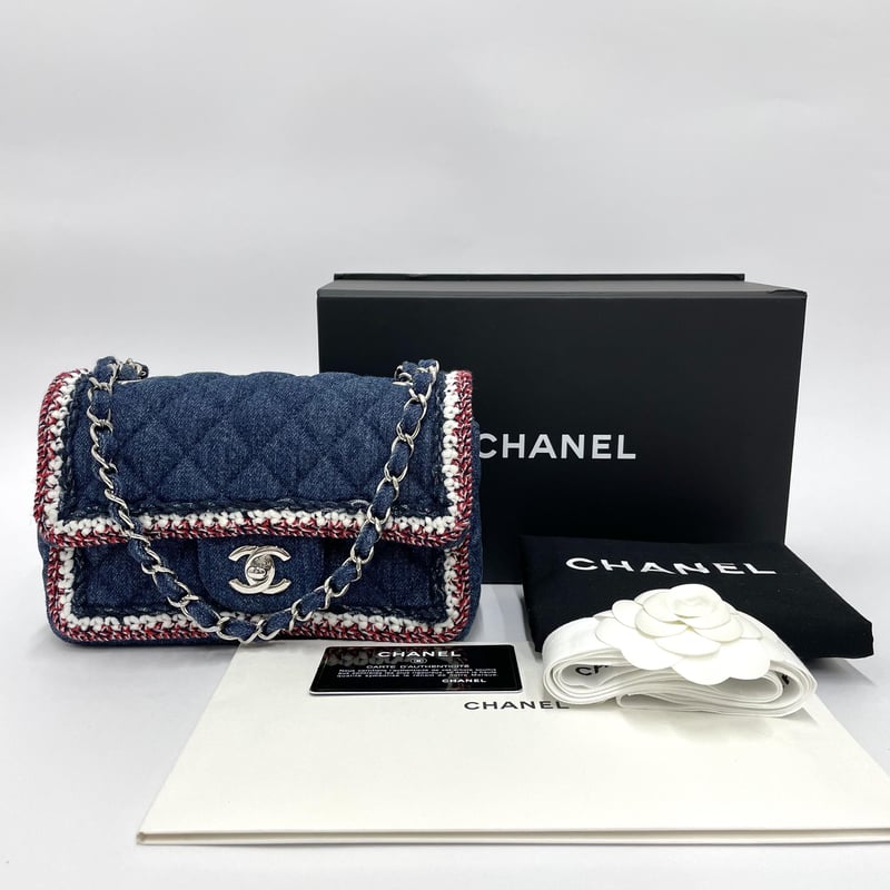 CHANEL ミニ マトラッセ チェーンショルダーバッグ デニム ブルー