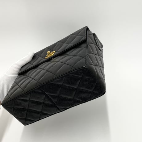 CHANEL キャビアスキン マトラッセ ミラーバニティ ショルダーバッグ 4番台