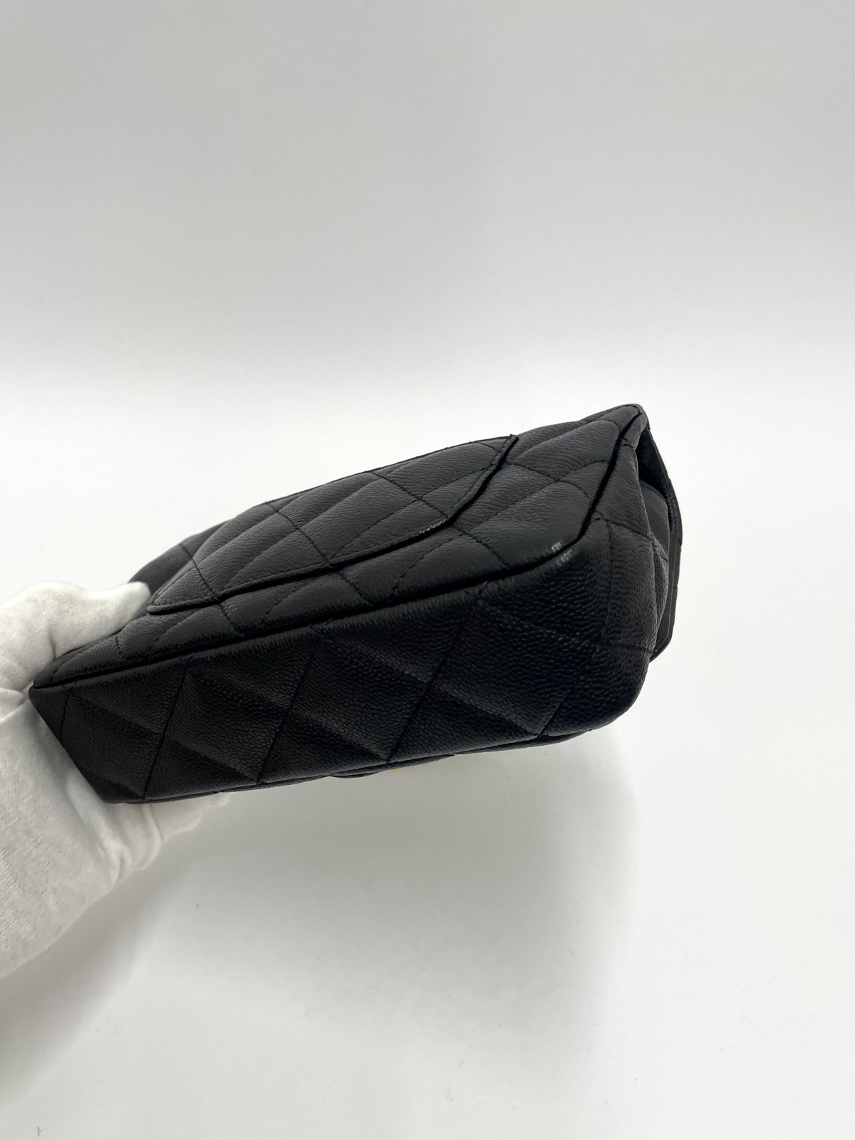CHANEL 未使用品 キャビアスキン ミニマトラッセ ハートチェーン