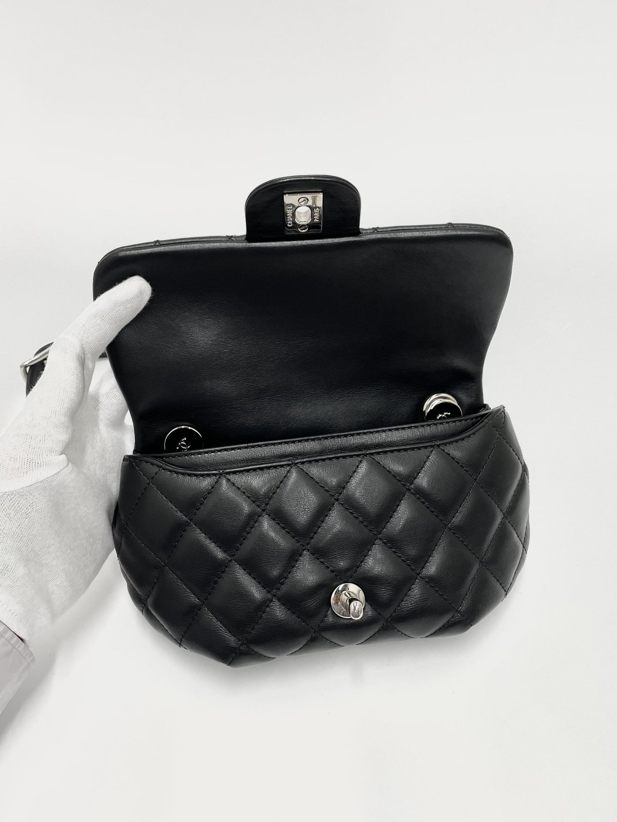 CHANEL 1番台 マトラッセ ラムスキン ショルダーバッグ MBZ432