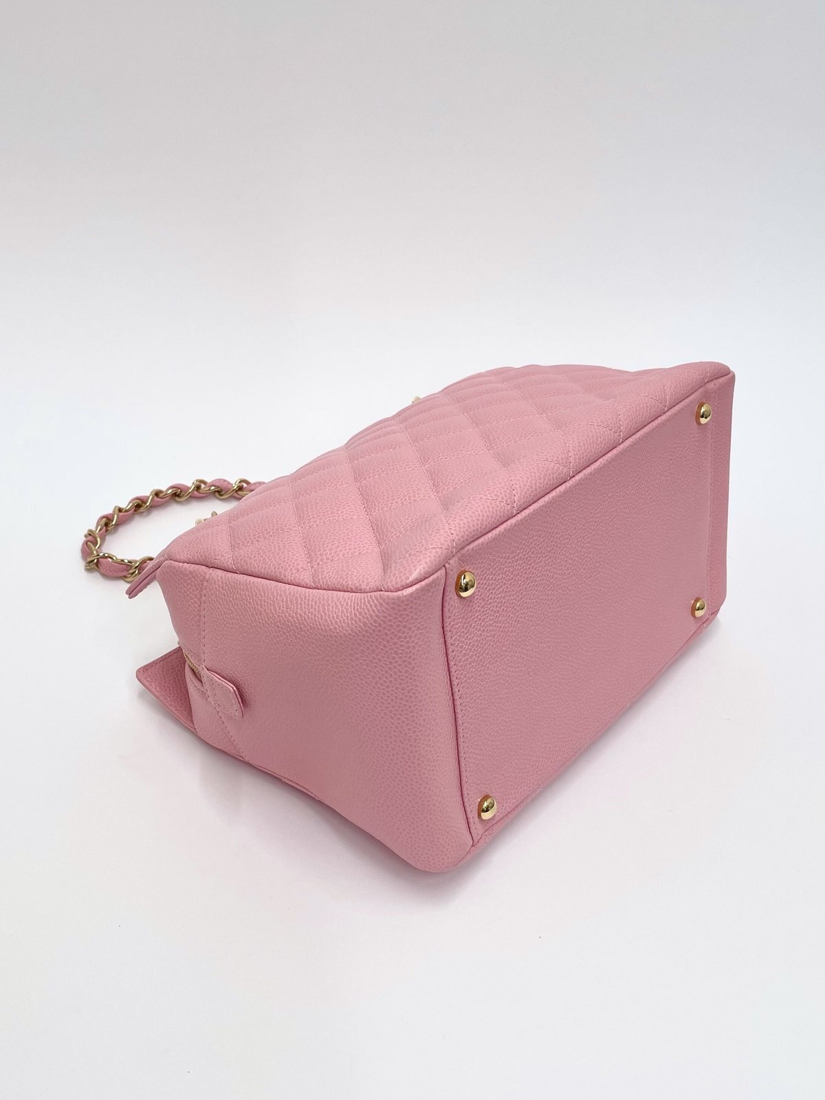 CHANEL キャビアスキン チェーンショルダー バッグ 9番台 | AMONA VINTAGE