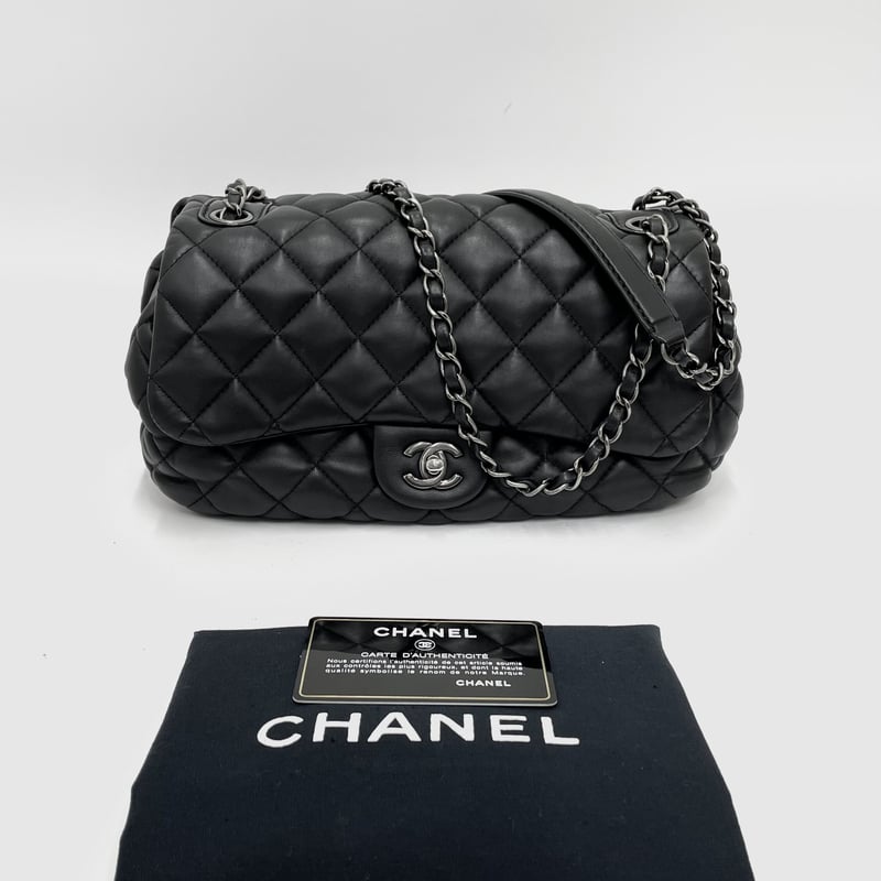 CHANEL ラムスキン マトラッセ チェーンショルダーバッグ 18番台 CHANEL ラムスキン マトラッセ チェーンショルダーバッグ 18番台