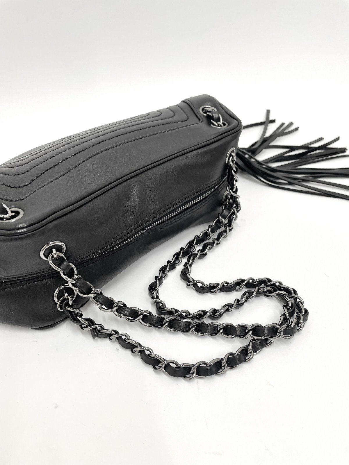 CHANEL✨フリンジ　ラムスキン　チェーンショルダー CHANEL - シャネル CHANEL フリンジチェーンショルダーバッグ ブラック