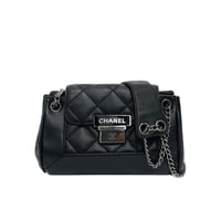 CHANEL ラムスキン マトラッセ シングルフラップチェーン