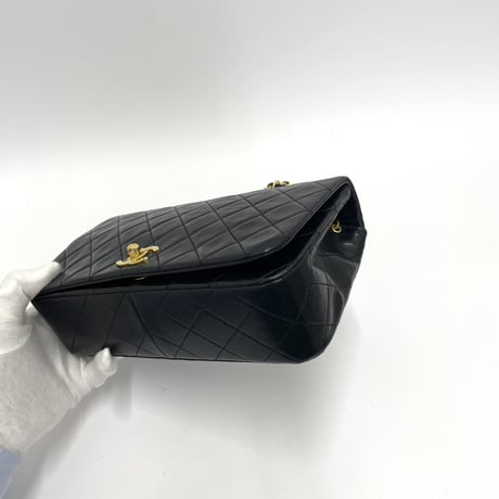 CHANEL ミニマトラッセ ラムスキン シングルフラップ シングルチェーンバッグ ブラック/ゴールド金具 1番台
