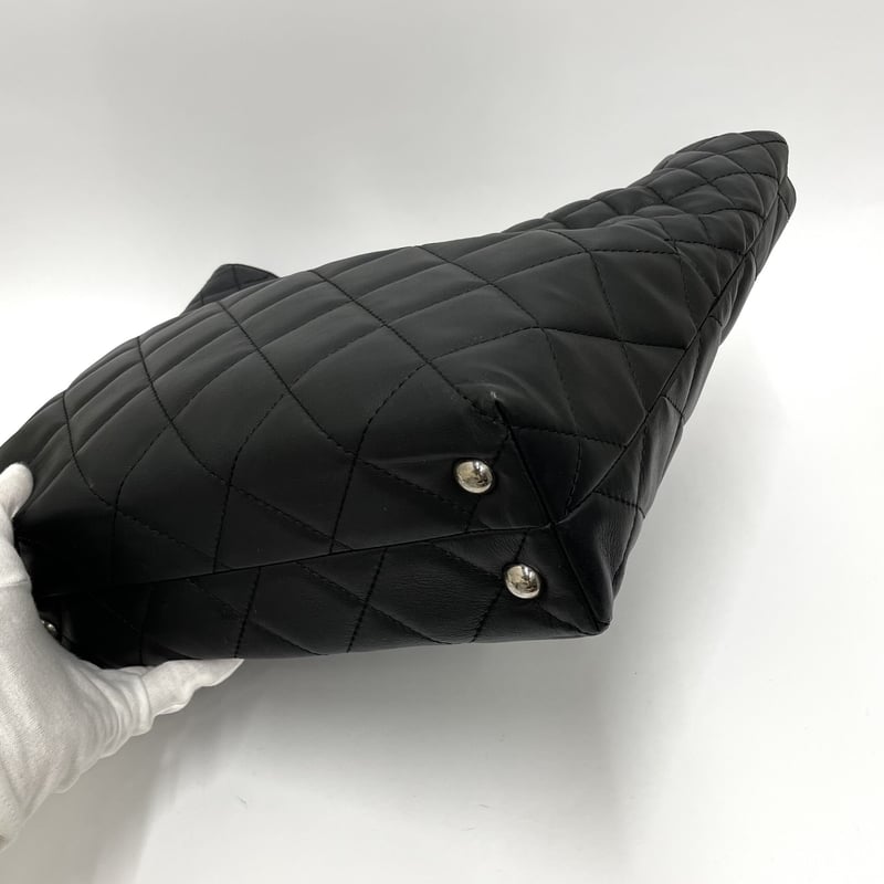 CHANEL デカ　マトラッセバック CHANEL マトラッセ デカココ トートバッグ 15番台 | AMONA VINTAGE