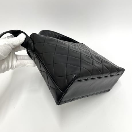 CHANEL ココマーク クラシック フラップ ショルダーバッグ 4番台