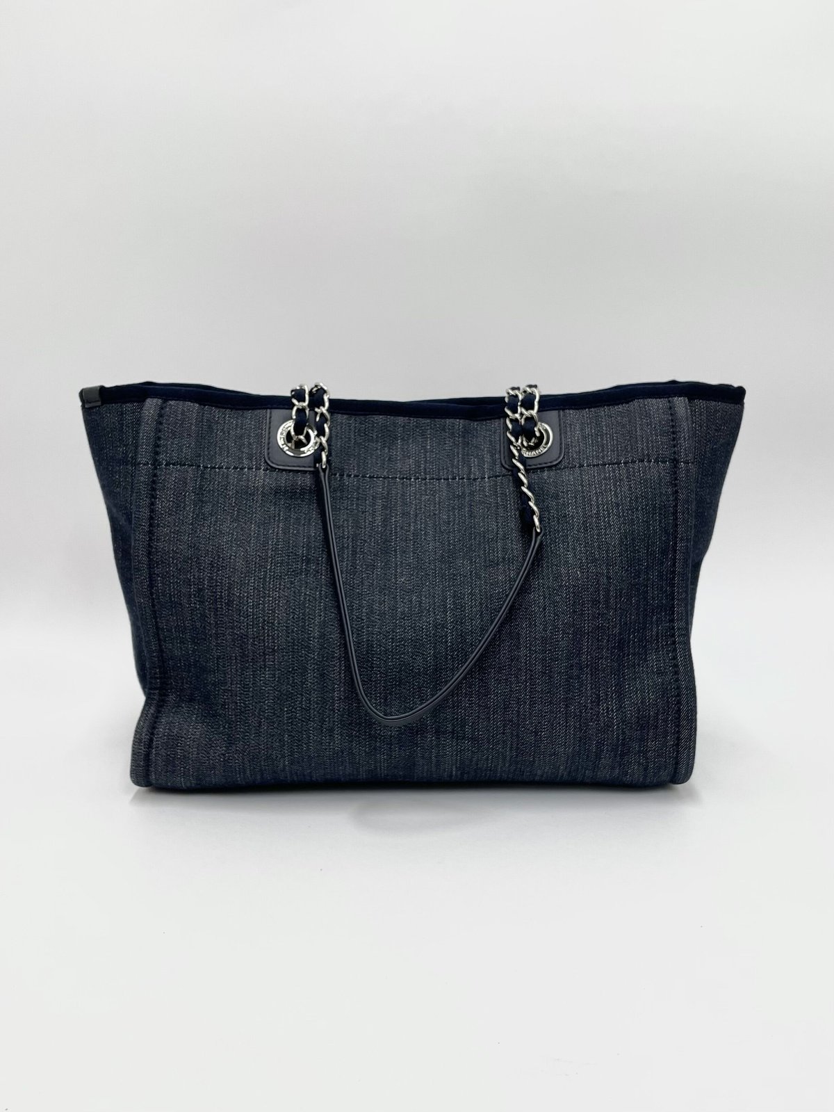 CHANEL(シャネル)ドーヴィルチェーンショルダーデニム Bag