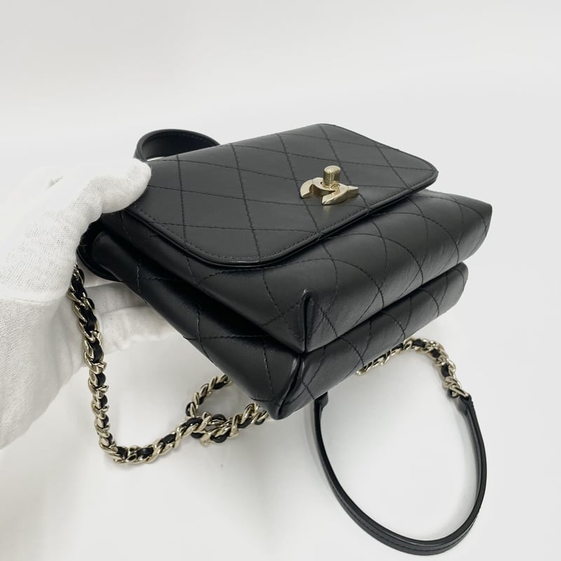 CHANEL レザー トップハンドル チェーンショルダーバッグ 28番台 CHANEL レザー トップハンドル チェーンショルダーバッグ 28番台