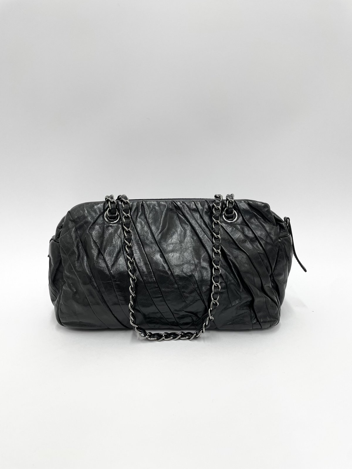 CHANEL カーフスキン チェーンショルダーバッグ 14番台 | AMONA CHANEL カーフスキン チェーンショルダーバッグ 14番台 | AMONA