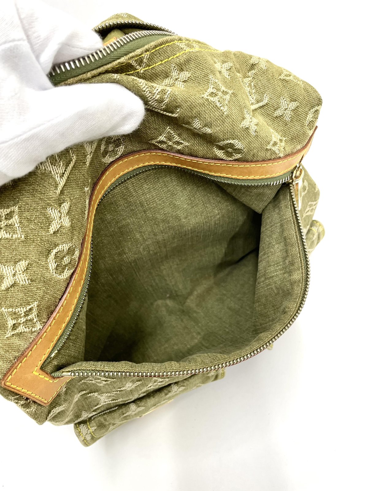 LOUIS VUITTON バギーGM モノグラムデニム ショルダーバッグ LOUIS VUITTON バギーGM モノグラムデニム ショルダーバッグ