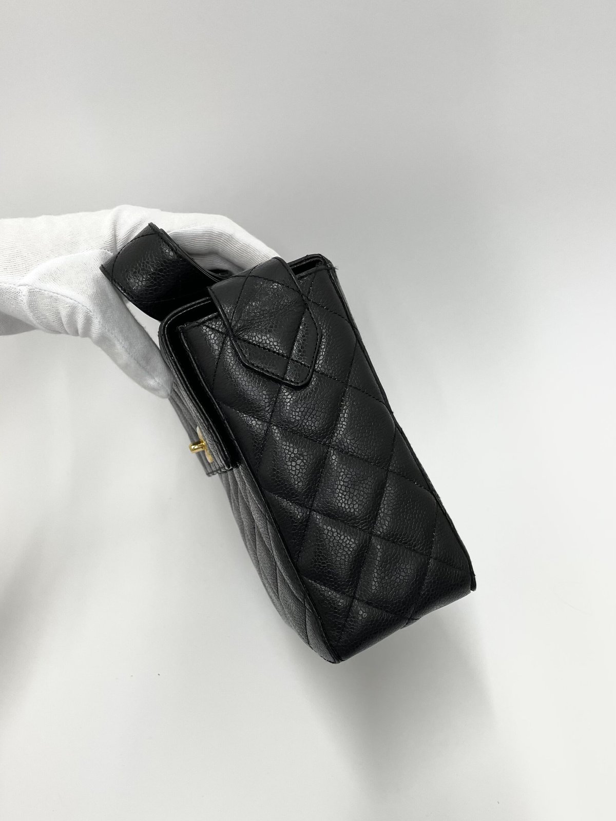 CHANEL キャビアスキン マトラッセ ミラーバニティ ショルダー
