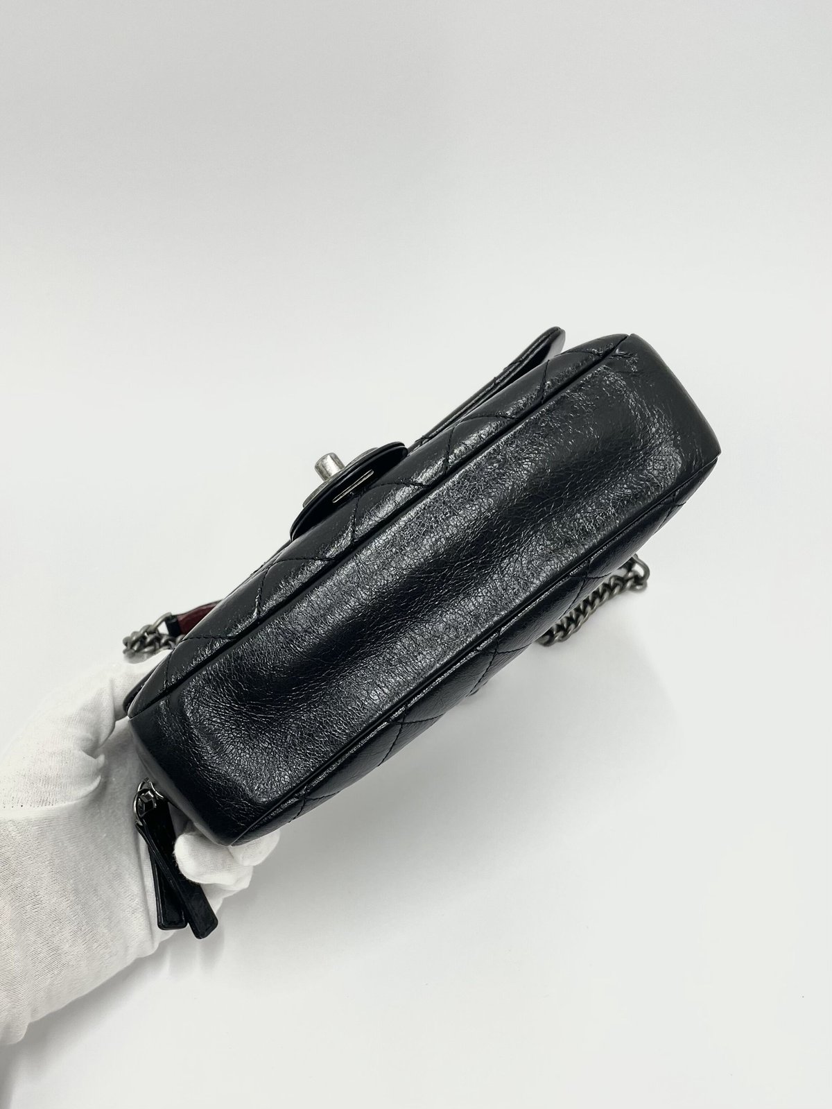 CHANEL ヴィンテージ風レザー チェーンショルダーバッグ CHANEL ヴィンテージ風レザー チェーンショルダーバッグ