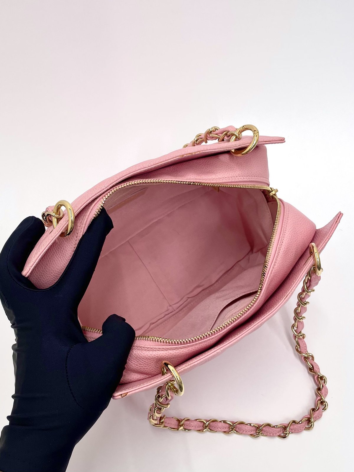 CHANEL キャビアスキン チェーンショルダー バッグ 9番台 | AMONA VINTAGE