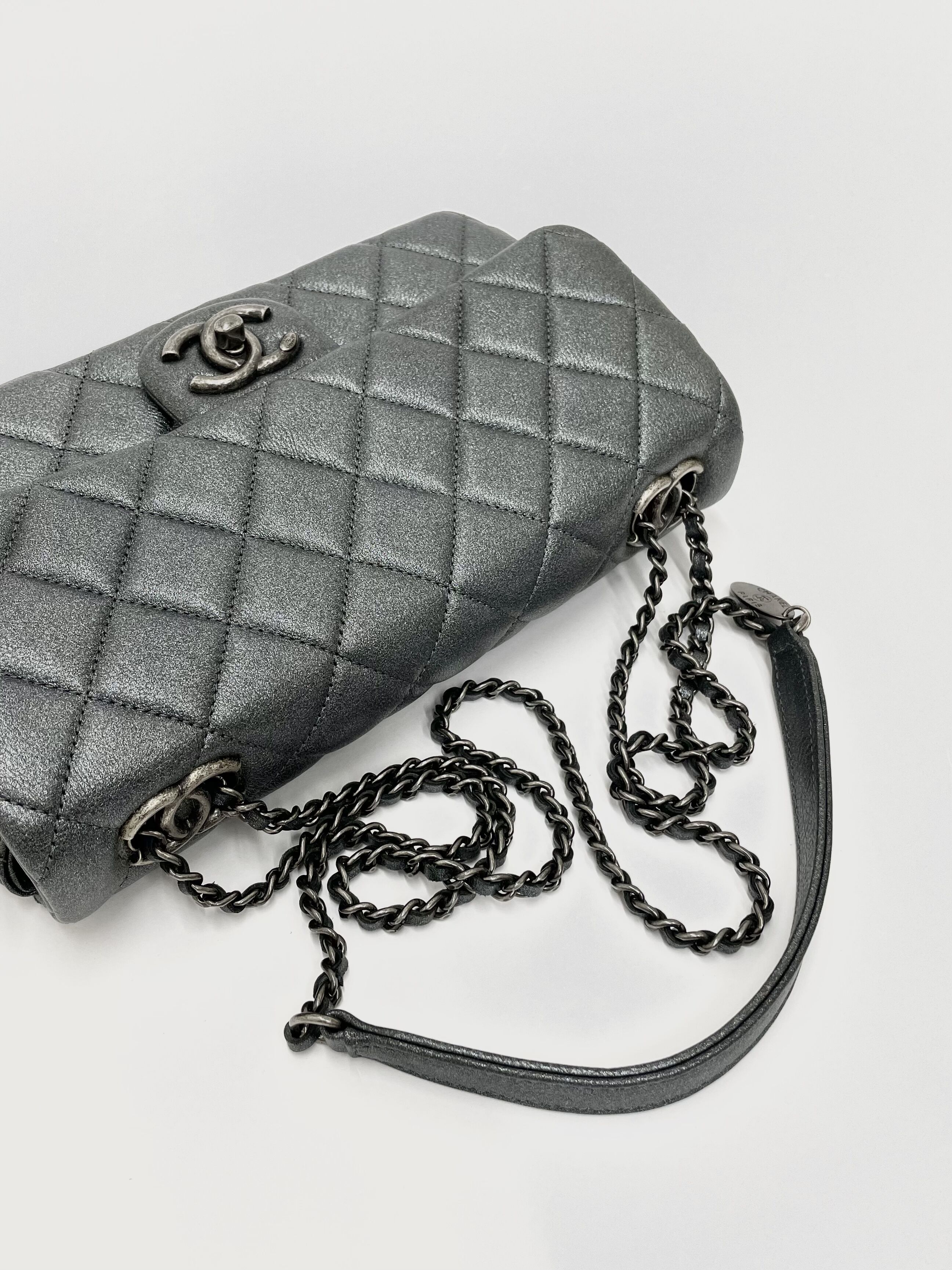 CHANEL マトラッセ チェーンショルダーバッグ 25CM 21番台 | AMONA VIN