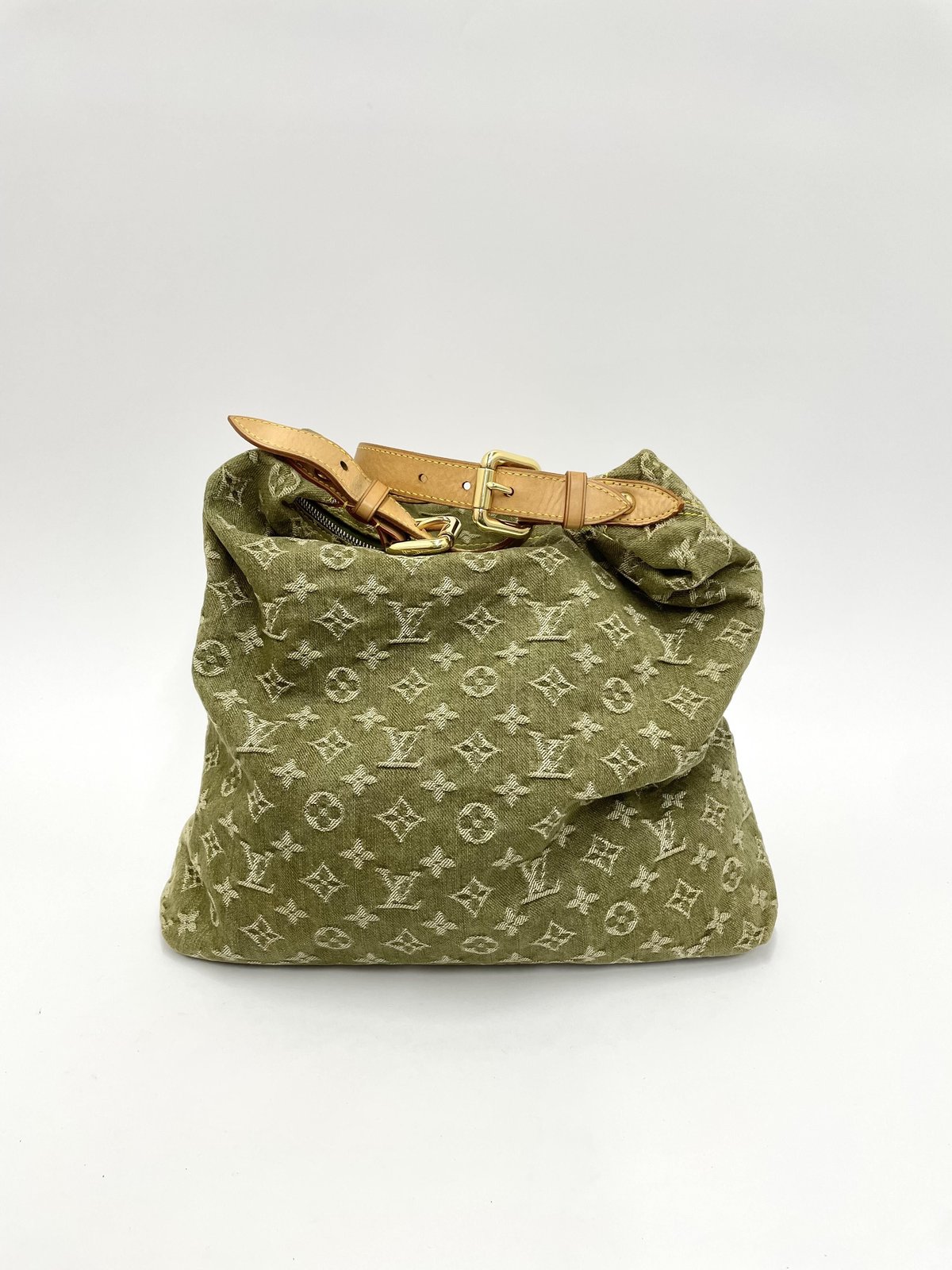 LOUIS VUITTON バギーGM モノグラムデニム ショルダーバッグ LOUIS VUITTON バギーGM モノグラムデニム ショルダーバッグ