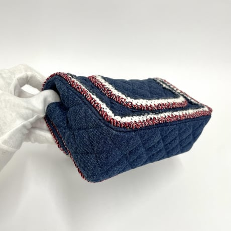 CHANEL ミニ マトラッセ チェーンショルダーバッグ デニム  ブルー／レッド／ホワイト 26番台