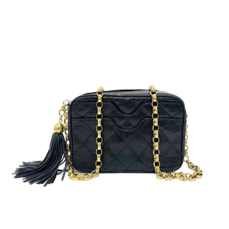 CHANEL リザード チェーンショルダーバッグ タッセルチャーム 2 CHANEL リザード チェーンショルダーバッグ タッセルチャーム 2