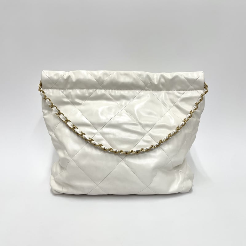 CHANEL ラムスキン 22バッグ 白/マットゴールド金具 ランダム番台