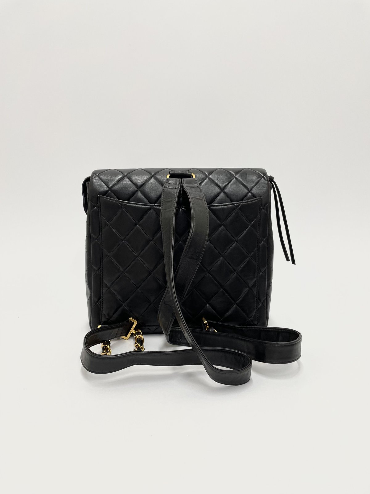 CHANEL マトラッセ ラムスキン リュック 3番台 | AMONA VINTAGE