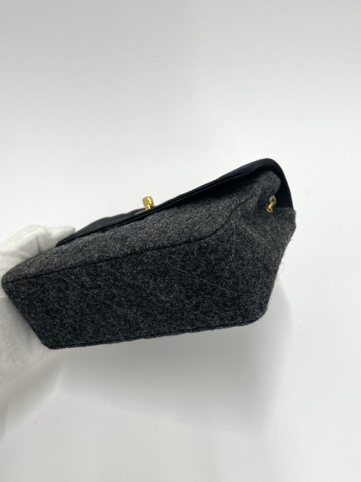 CHANEL シャネル【美品】チェーンショルダーバッグ ウール マトラッセ CHANEL】シャネル マトラッセ A67488 ショルダーバッグ