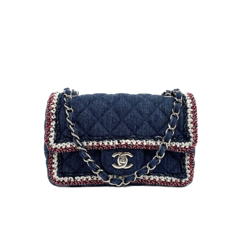 CHANEL ミニ マトラッセ チェーンショルダーバッグ デニム CHANEL ミニ マトラッセ チェーンショルダーバッグ デニム