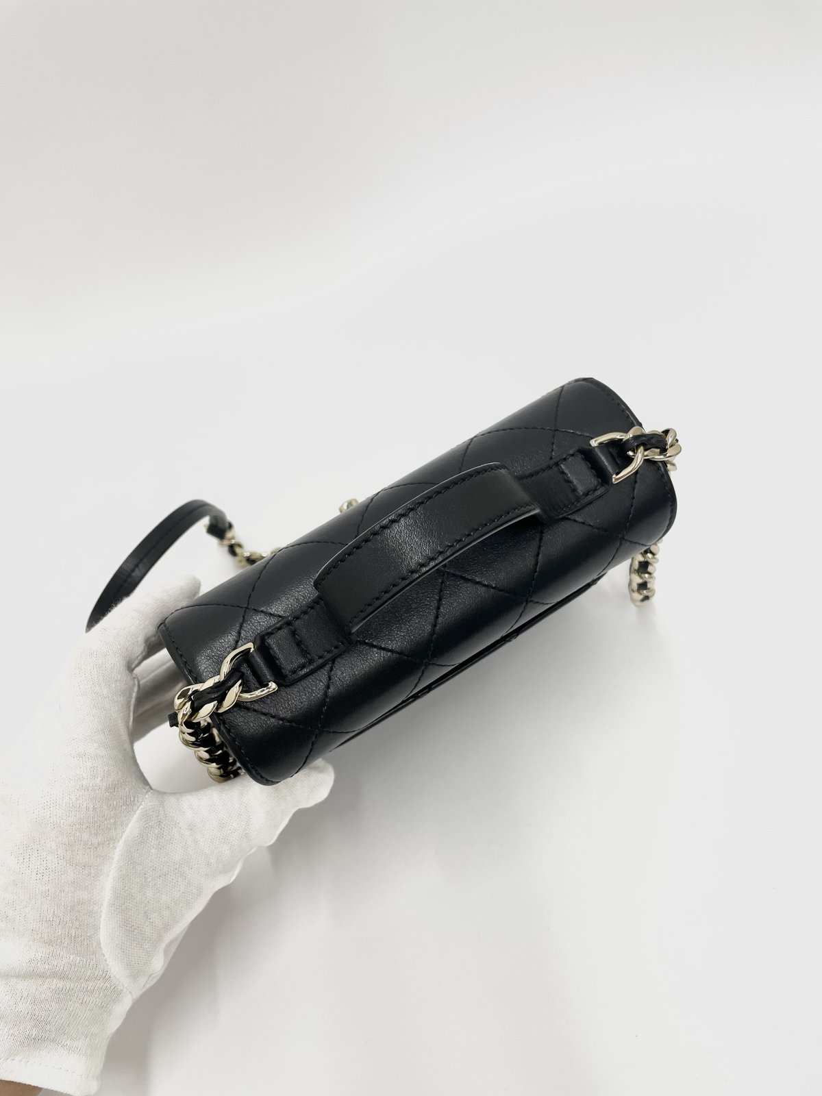 CHANEL レザー トップハンドル チェーンショルダーバッグ 28番台 CHANEL レザー トップハンドル チェーンショルダーバッグ 28番台