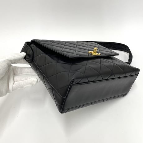 CHANEL ココマーク クラシック フラップ ショルダーバッグ 4番台