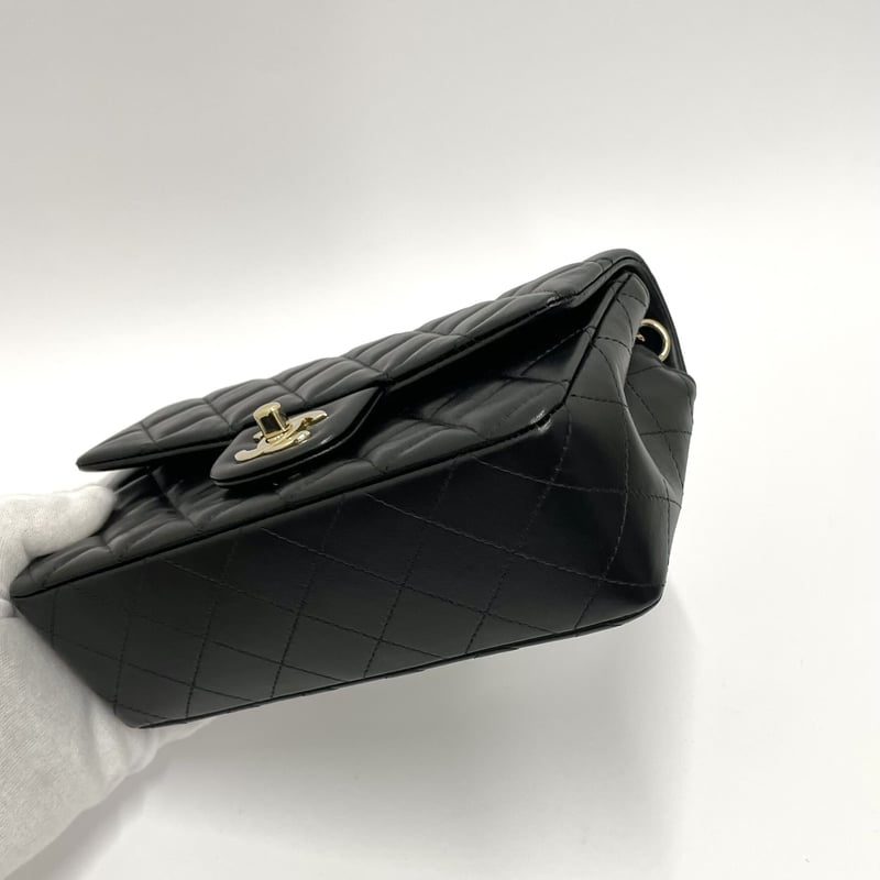 CHANEL ミニマトラッセ ラムスキン シングルフラップ シングルチェーン