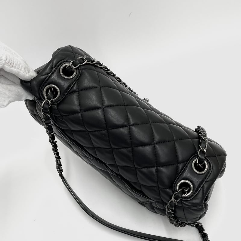CHANEL ラムスキン マトラッセ チェーンショルダーバッグ 18番台