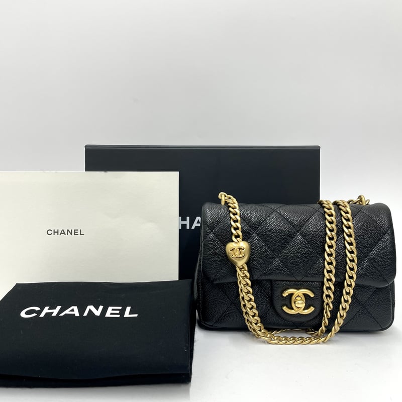 CHANEL 未使用品 キャビアスキン ミニマトラッセ ハートチェーン CHANEL 未使用品 キャビアスキン ミニマトラッセ ハートチェーン