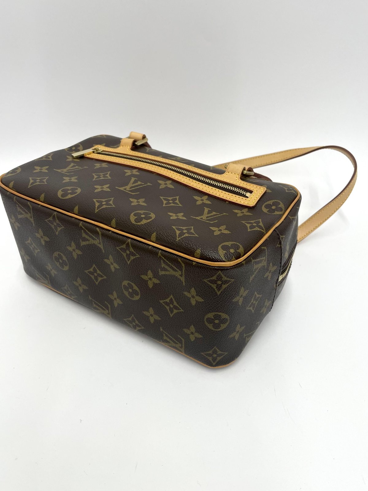 LOUIS VUITTON シテMM スクエア型 ハンドバッグ モノグラム LOUIS VUITTON シテMM スクエア型 ハンドバッグ モノグラム