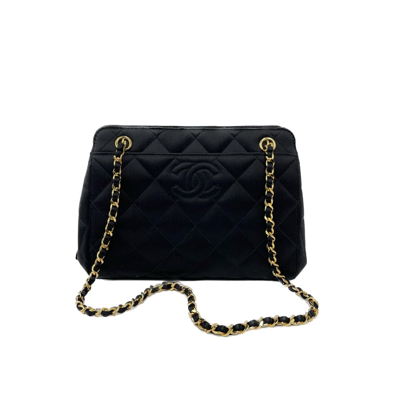 CHANEL サテン ヴィンテージ チェーンショルダーバッグ 4番台 CHANEL サテン ヴィンテージ チェーンショルダーバッグ 4番台