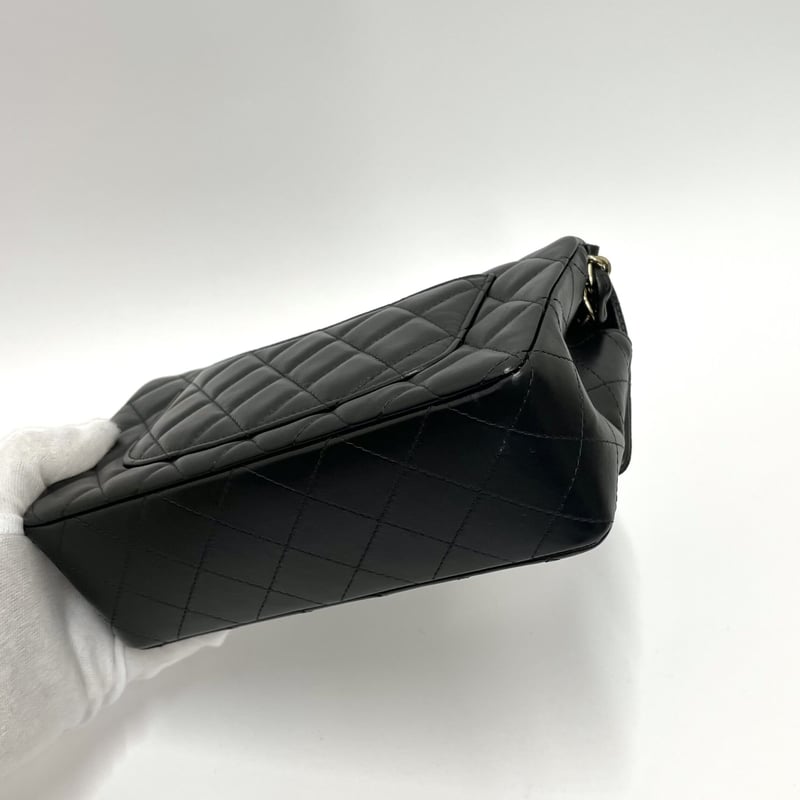 CHANEL マトラッセ　ラムスキン CHANEL マトラッセ チェーンショルダーバッグ 16番台 ラムスキン