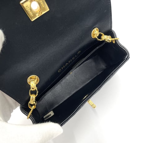 CHANEL 激レア サテン マトラッセ ココマーク ポーチ付 チェーンショルダーバッグ 1番台