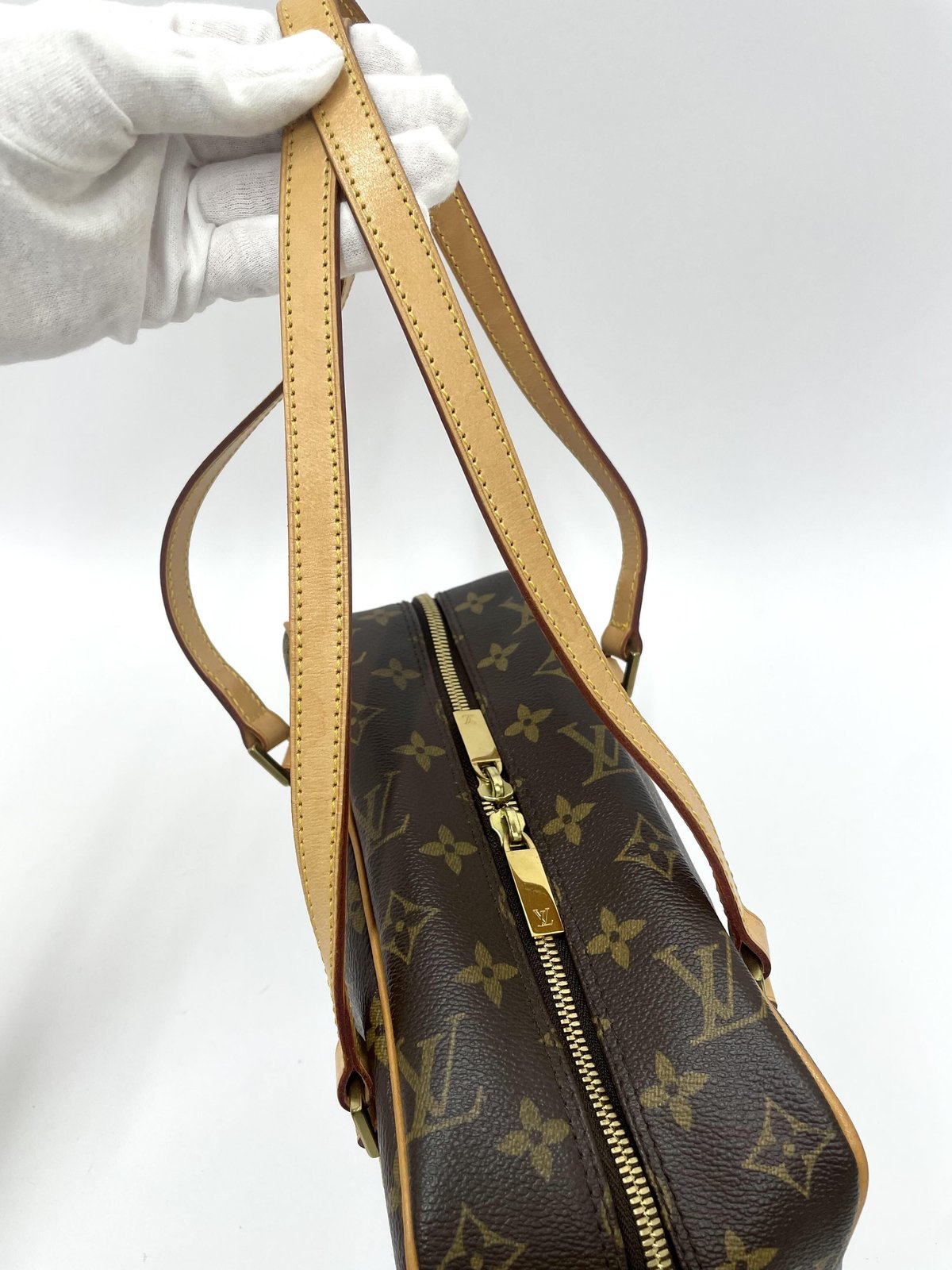 LOUIS VUITTON シテMM スクエア型 ハンドバッグ モノグラム M51182 |