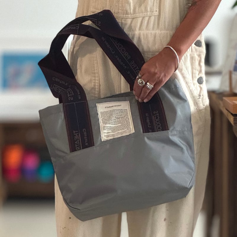 THEATRE PRODUCTS JQ NYLON TAPE BAG / Gray | gal... THEATRE 