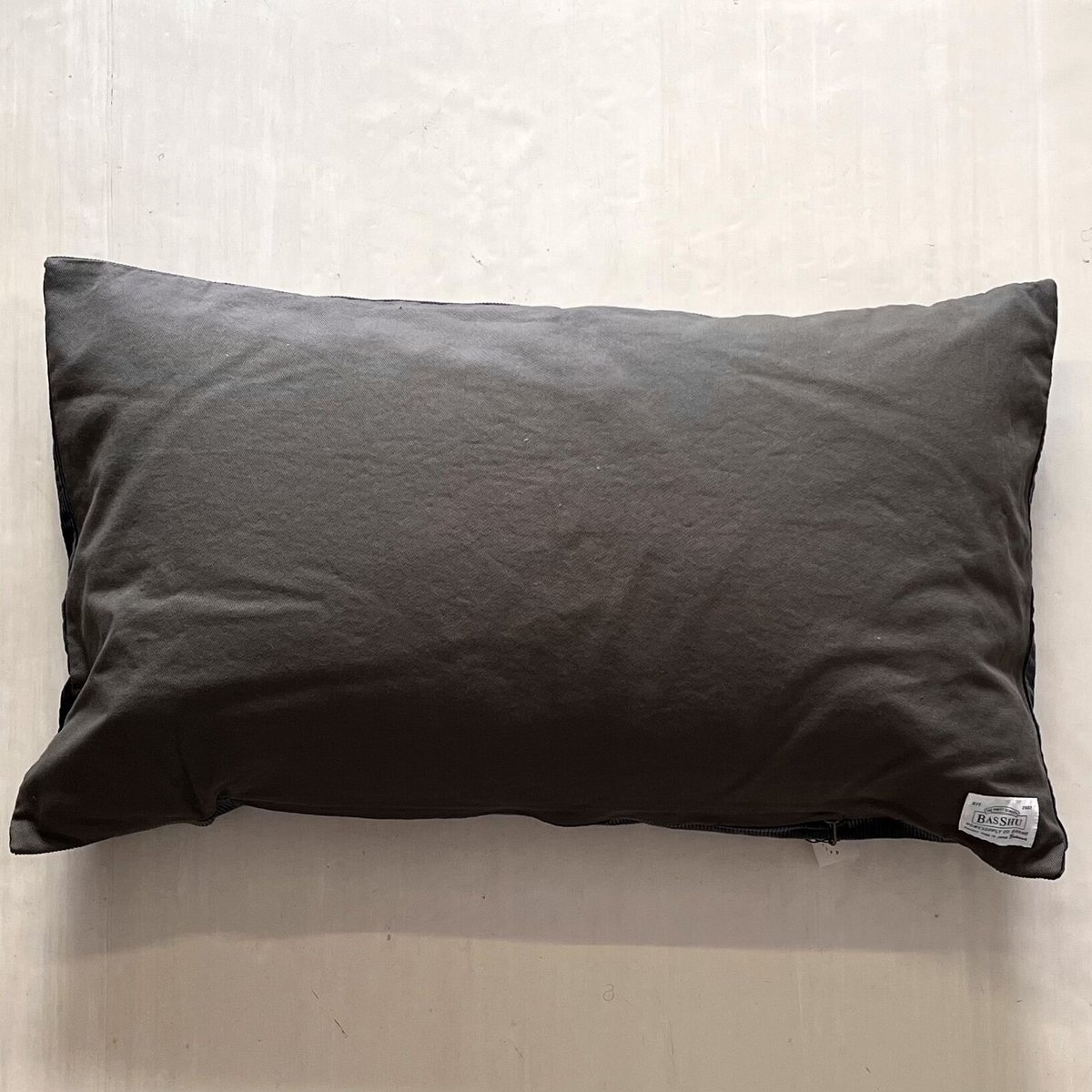 Free Shipping】BasShu Chimayo Long Feather Cush