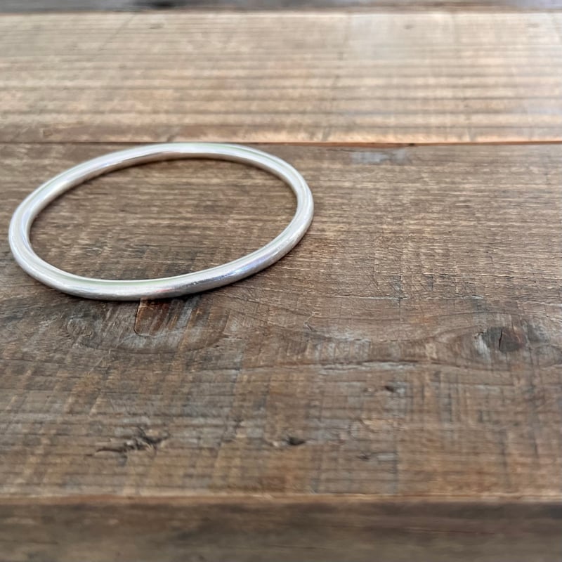 Sipilica シピリカ Round Bangle | gallery_O Sipilica シピリカ Round Bangle | gallery_O